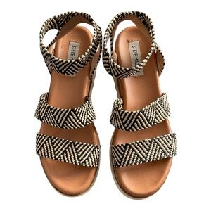 Steve Madden Bandi Sandals Size 7.5 M